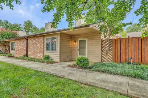 408 Windward Dr SW, Roanoke, VA 24018