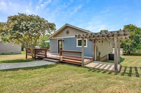 256 1st Ave, Cloverdale, VA 24077