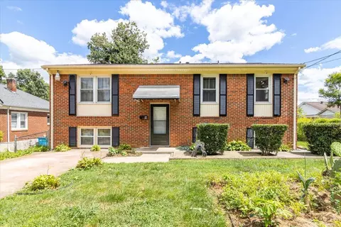 1015 Palm Ave NW, Roanoke, VA 24017