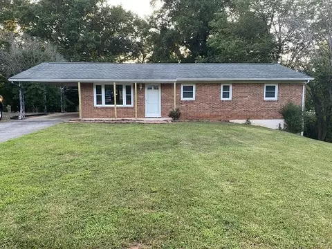 147 Crestwood Rd, Collinsville, VA 24078