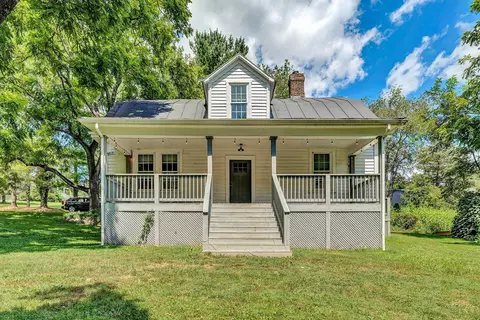 1910 Bethany Rd, Callaway, VA 24067