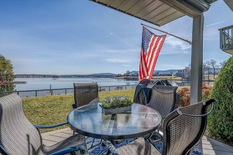 75 Woodbridge Cir #1116, Moneta, VA 24121