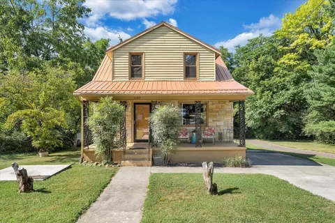 1102 Syracuse Ave NW, Roanoke, VA 24012
