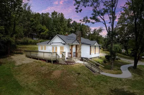 7935 Bent Mountain Rd, Roanoke, VA 24018
