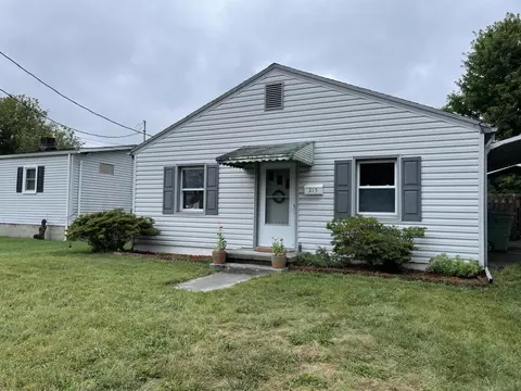 215 Mcclelland St, Salem, VA 24153