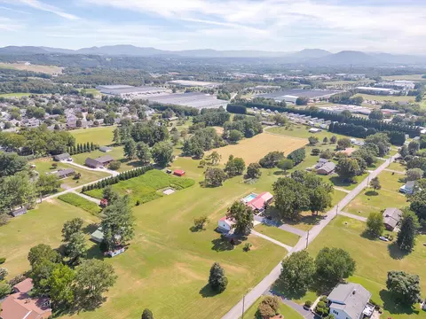 0 Pinewood Dr, Roanoke, VA 24012