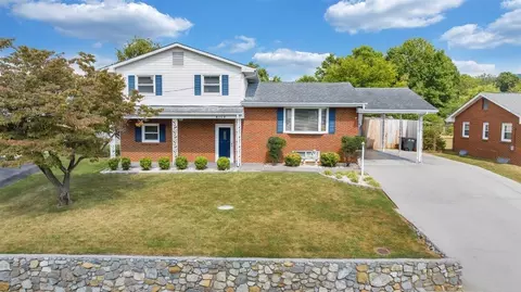 6719 Mckinney St, Roanoke, VA 24019