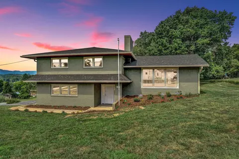 5539 Stearnes Ave, Roanoke, VA 24018