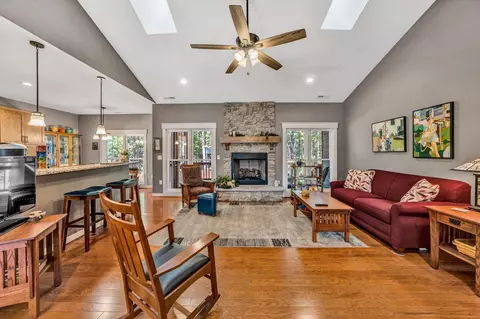 360 Bermuda Dr, Hardy, VA 24101 photo 8