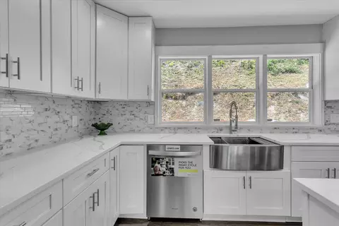 23133 Botetourt Rd, Eagle Rock, VA 24085 photo 10