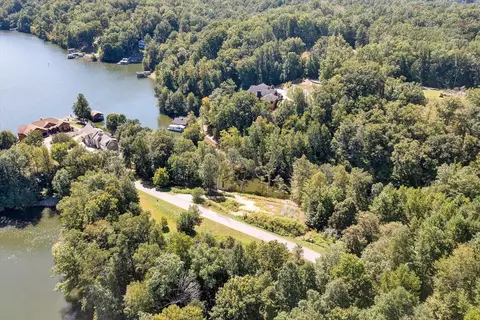 302 Point Dr, Hardy, VA 24101 photo 5