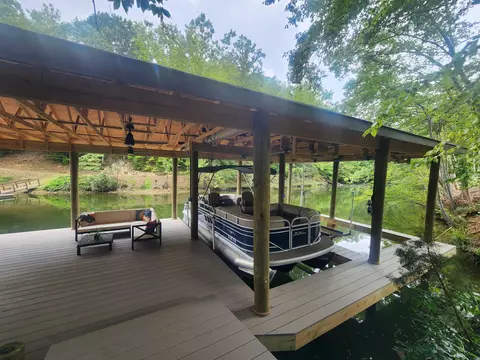 302 Point Dr, Hardy, VA 24101 photo 35