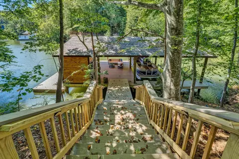 302 Point Dr, Hardy, VA 24101 photo 13