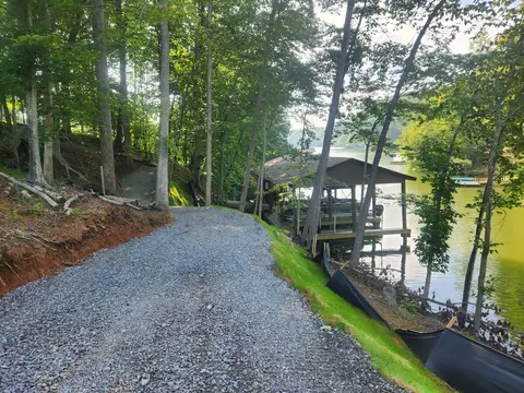 302 Point Dr, Hardy, VA 24101 photo 22