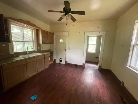 391 Riverside Dr, Eagle Rock, VA 24085 photo 8