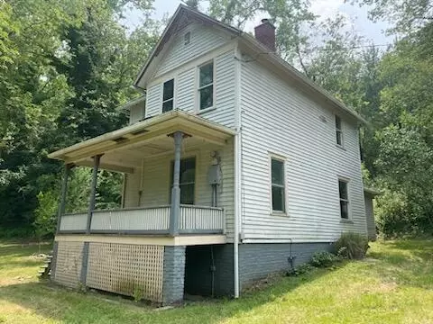 391 Riverside Dr, Eagle Rock, VA 24085 photo 3