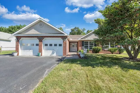 4534 Lomond Cir, Salem, VA 24153
