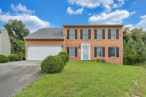 4889 Horseman Dr NE, Roanoke, VA 24019