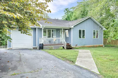 550 Morewood Rd, Hardy, VA 24101