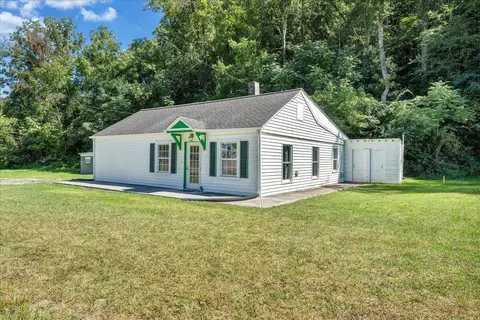 5769 Roanoke Rd, Shawsville, VA 24162