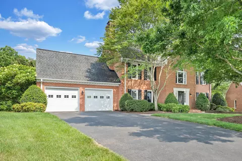 4579 Shrewsbury Ct, Roanoke, VA 24018