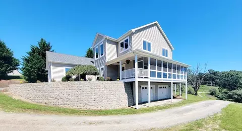 250 Marcom Dr NW, Riner, VA 24149