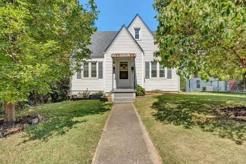 2435 Berkley Ave SW, Roanoke, VA 24015