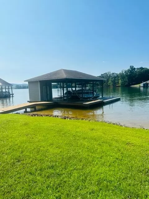 328 Ashmeade Rd, Moneta, VA 24121