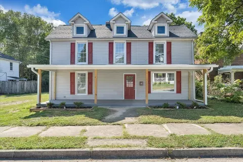 233 Union St, Salem, VA 24153