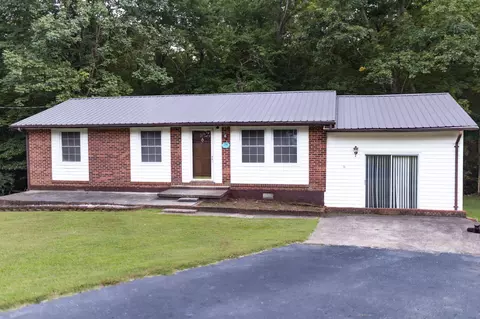 134 Commodore Ct, Ridgeway, VA 24148 photo 2