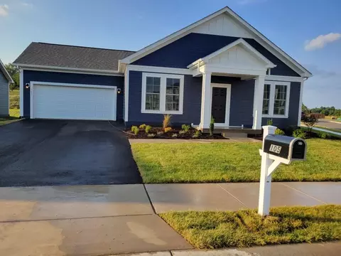105 Viceroy St, Daleville, VA 24083