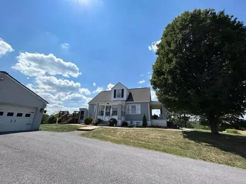 3256 Morgans Mill Rd, Goodview, VA 24095 photo 2