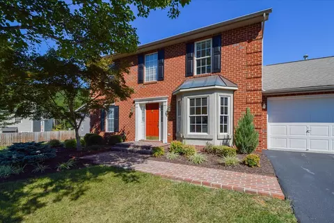 3915 Park Place Ln, Roanoke, VA 24018