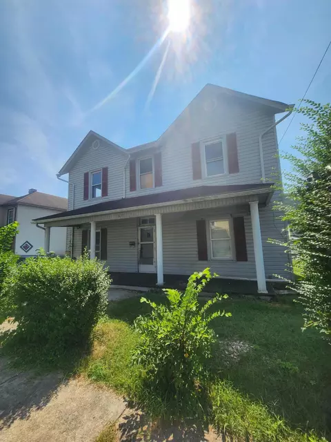 617 Church St, Clifton Forge, VA 24422