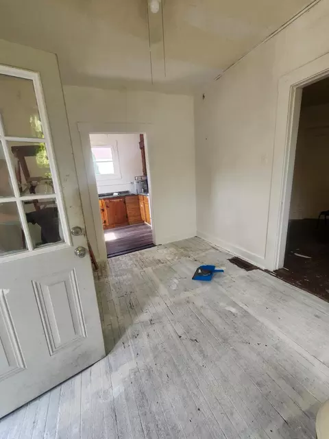 219 E Ridgeway St, Clifton Forge, VA 24422 photo 23