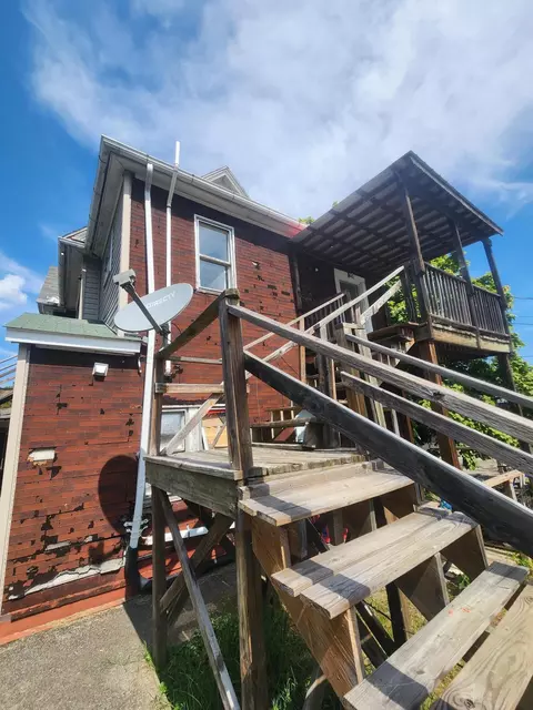 219 E Ridgeway St, Clifton Forge, VA 24422 photo 19