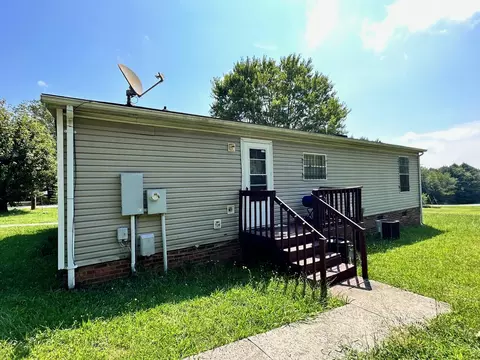 101 Pine St, Chatham, VA 24531 photo 5