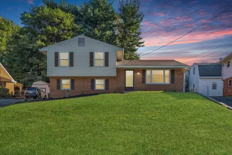 628 Timberidge Rd, Vinton, VA 24179