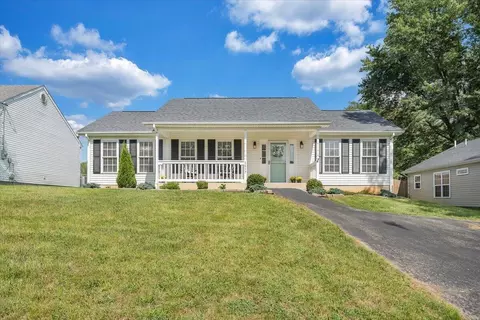 1617 24th St NE, Roanoke, VA 24012
