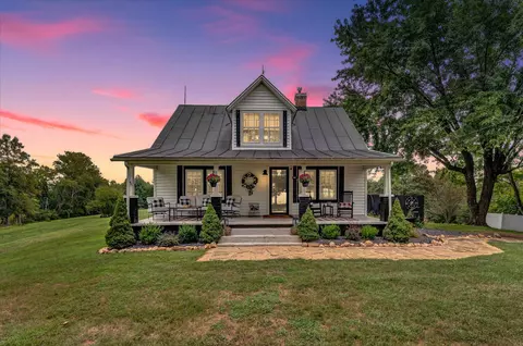423 Tall Tree Rd, Wirtz, VA 24184