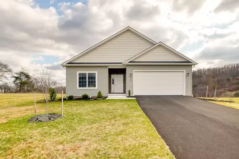 5590 New Pleasant Way, Salem, VA 24153
