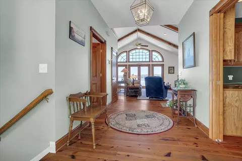 51 Spinnaker Dr, Union Hall, VA 24176 photo 7
