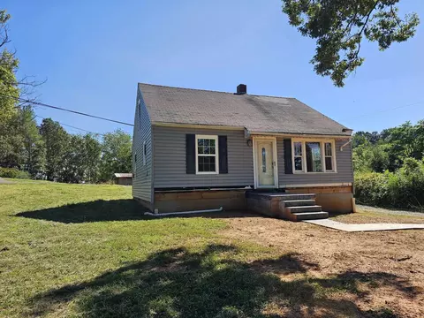2509 Callaway Rd, Rocky Mount, VA 24151