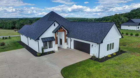39 Wading Crane Ln, Wirtz, VA 24184