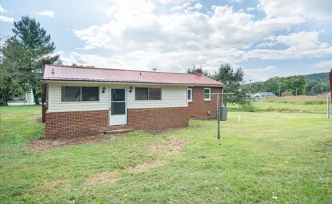 271 Pico Rd, Buchanan, VA 24066 photo 10