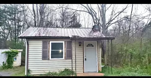521 Blue Ridge Yacht Club Rd, Bassett, VA 24055