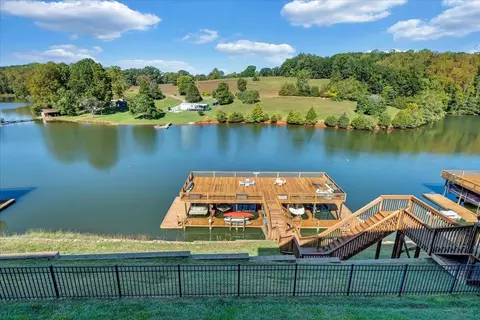 375 Cambridge Ct #B3, Hardy, VA 24101