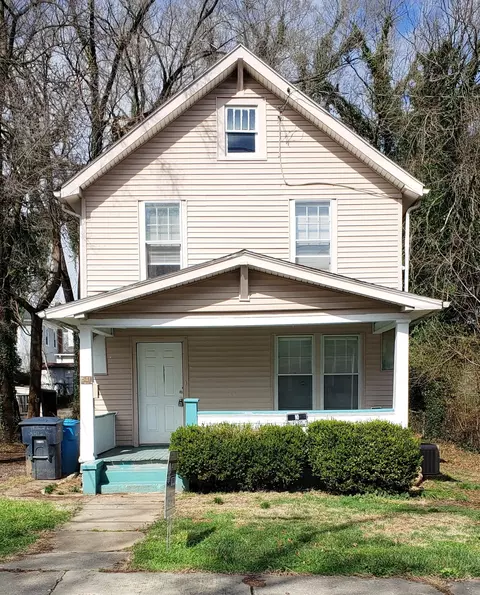 541 Mcdowell Ave NW, Roanoke, VA 24016