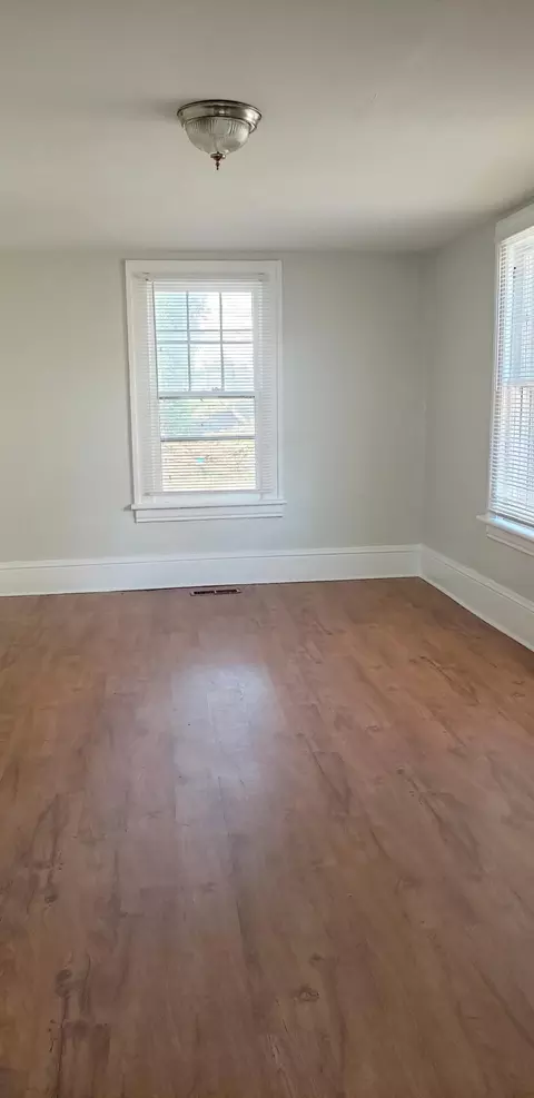 541 Mcdowell Ave NW, Roanoke, VA 24016 photo 5