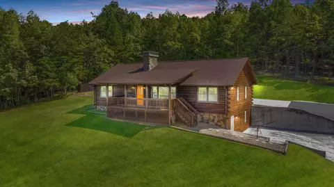 2210 Mt Pleasant Church Rd, Fincastle, VA 24090